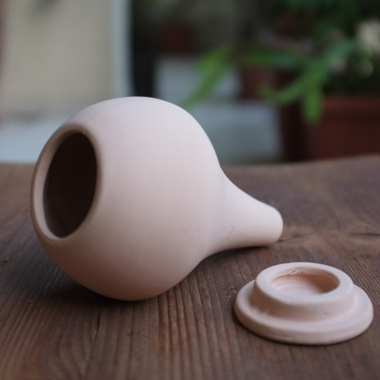 Medium oya - perfect for pots & planters