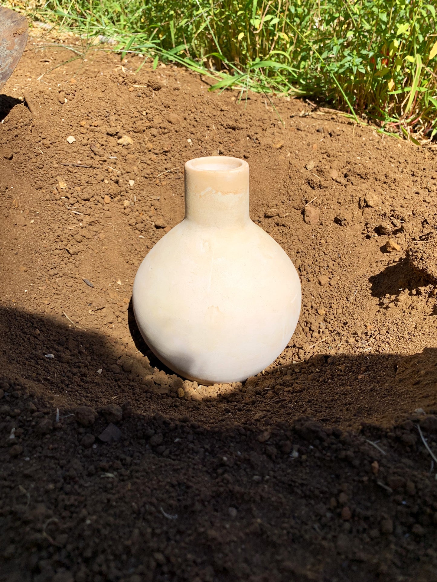 Large oya - ideal for large plants & gardens